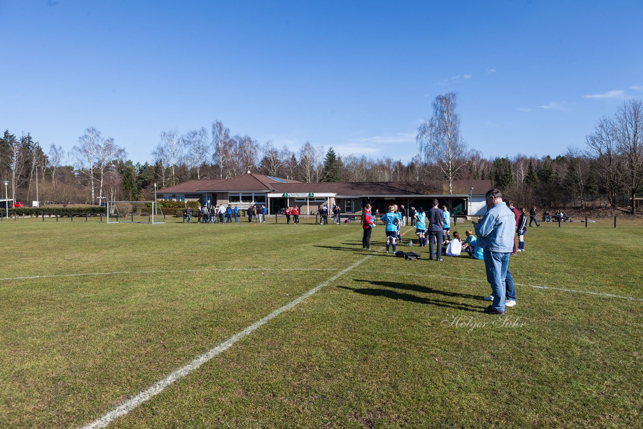 Bild 250 - Frauen TV Trappenkamp - TSV Gnutz : Ergebnis: 0:5